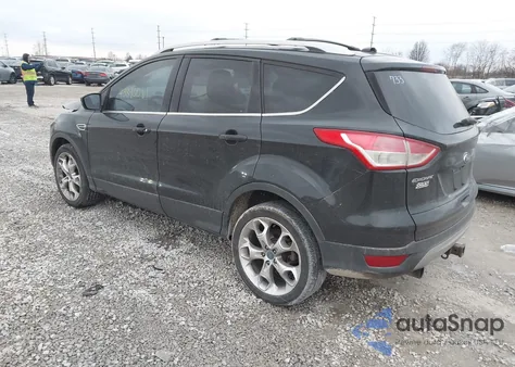 2013 Ford Escape Titanium z USA, uszkodzony, nr VIN 1FMCU0J92DUB53505